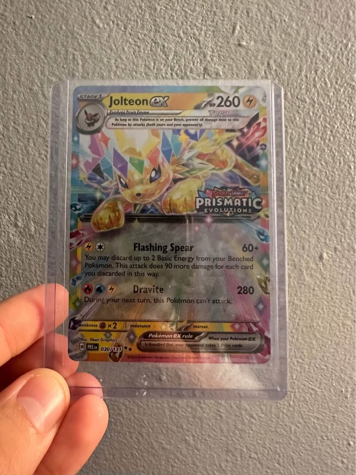 Jolteon ex 030/131 Prismatic Evolutions stamp promo — front